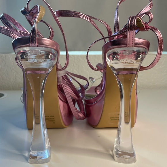 NWT La Modish Boutique “Aim Platform Heels”🌟 - Picture 7 of 10